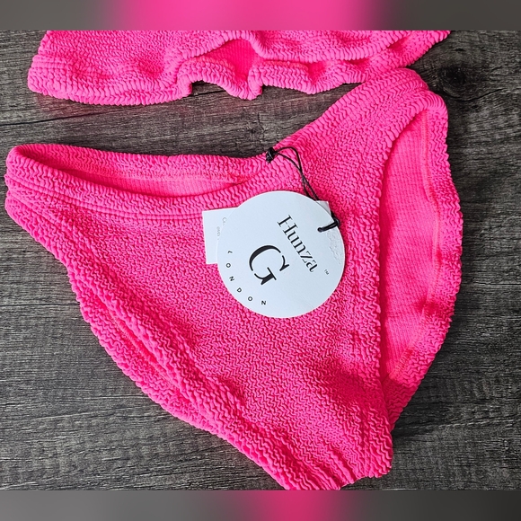 Hunza G Xandra seersucker bikini set - Picture 6 of 14